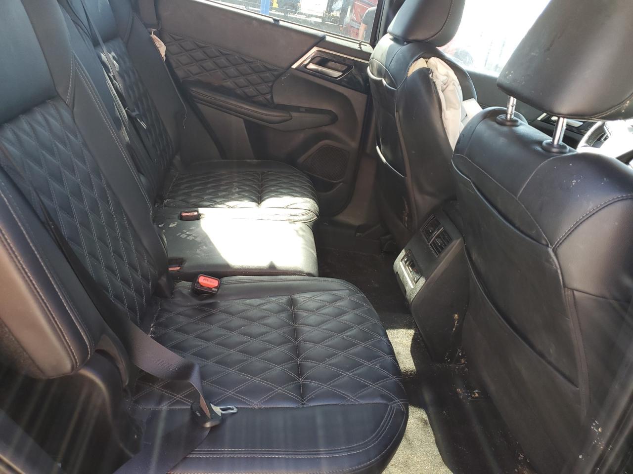 2024 Mitsubishi Outlander Sel VIN: JA4J4WA82RZ048683 Lot: 82313155