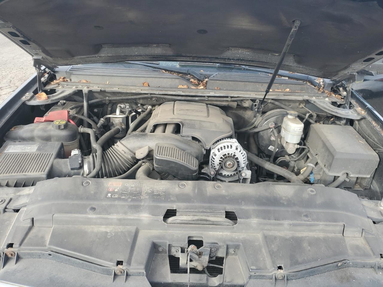 2014 Chevrolet Suburban K1500 Lt VIN: 1GNSKJE79ER194861 Lot: 85004515