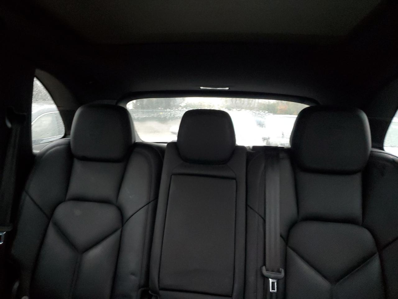 2016 Porsche Cayenne S VIN: WP1AB2A2XGLA93840 Lot: 90058555