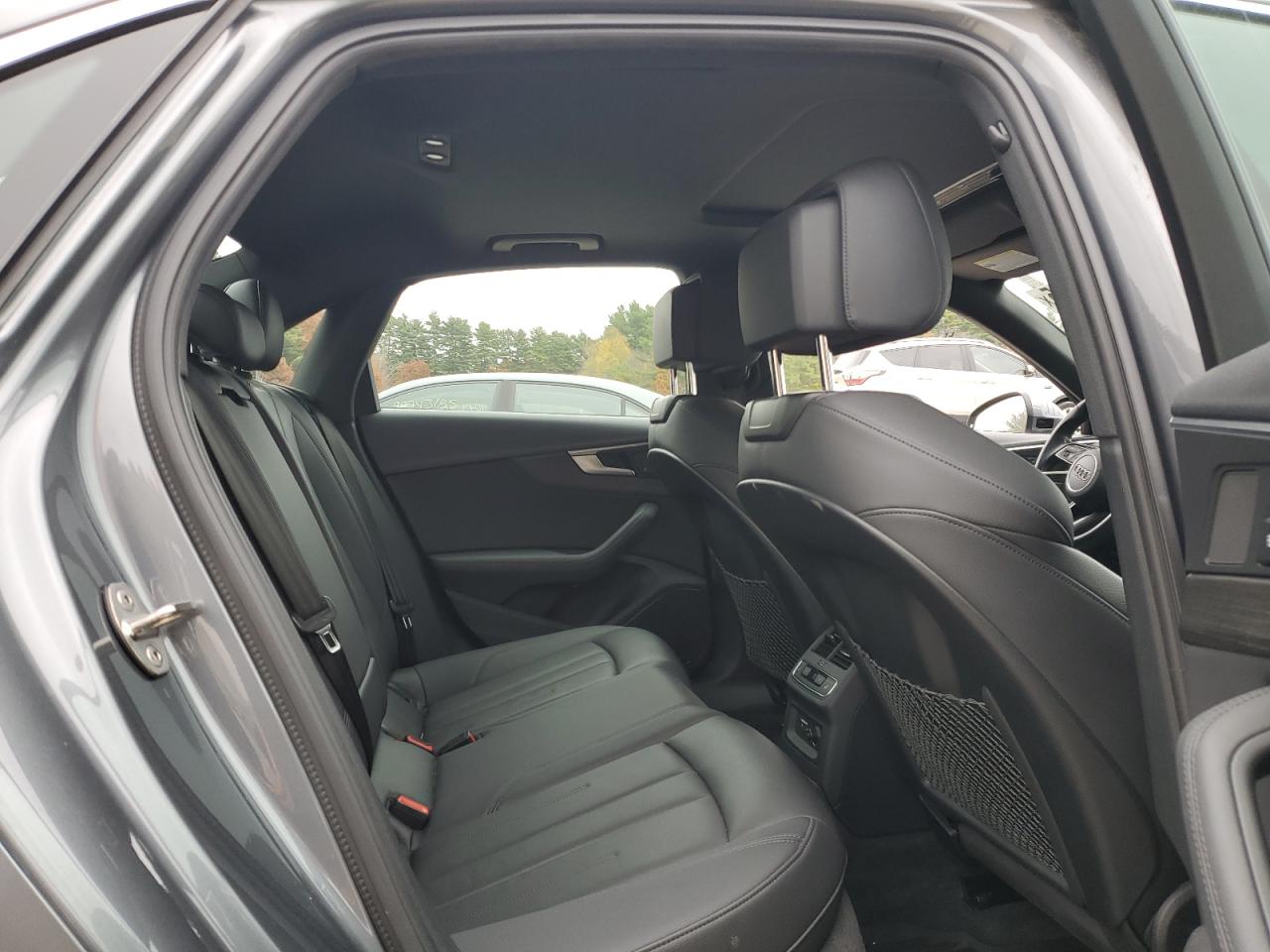 2019 Audi A4 Premium Plus VIN: WAUENAF49KA056570 Lot: 90062525