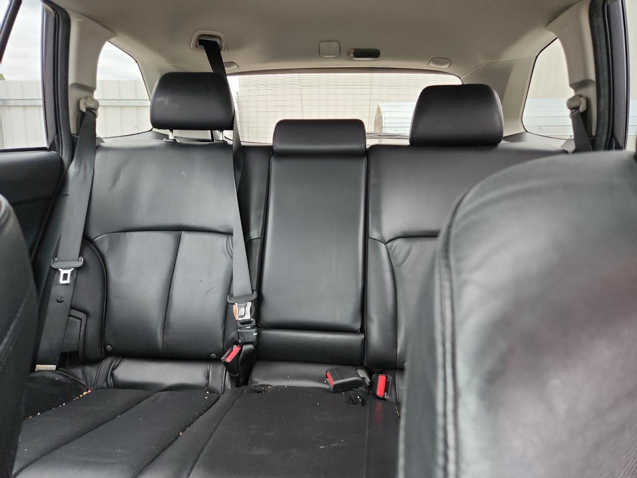 2011 Subaru Outback 2.5I Limited VIN: 4S4BRBKC3B3372396 Lot: 81982695