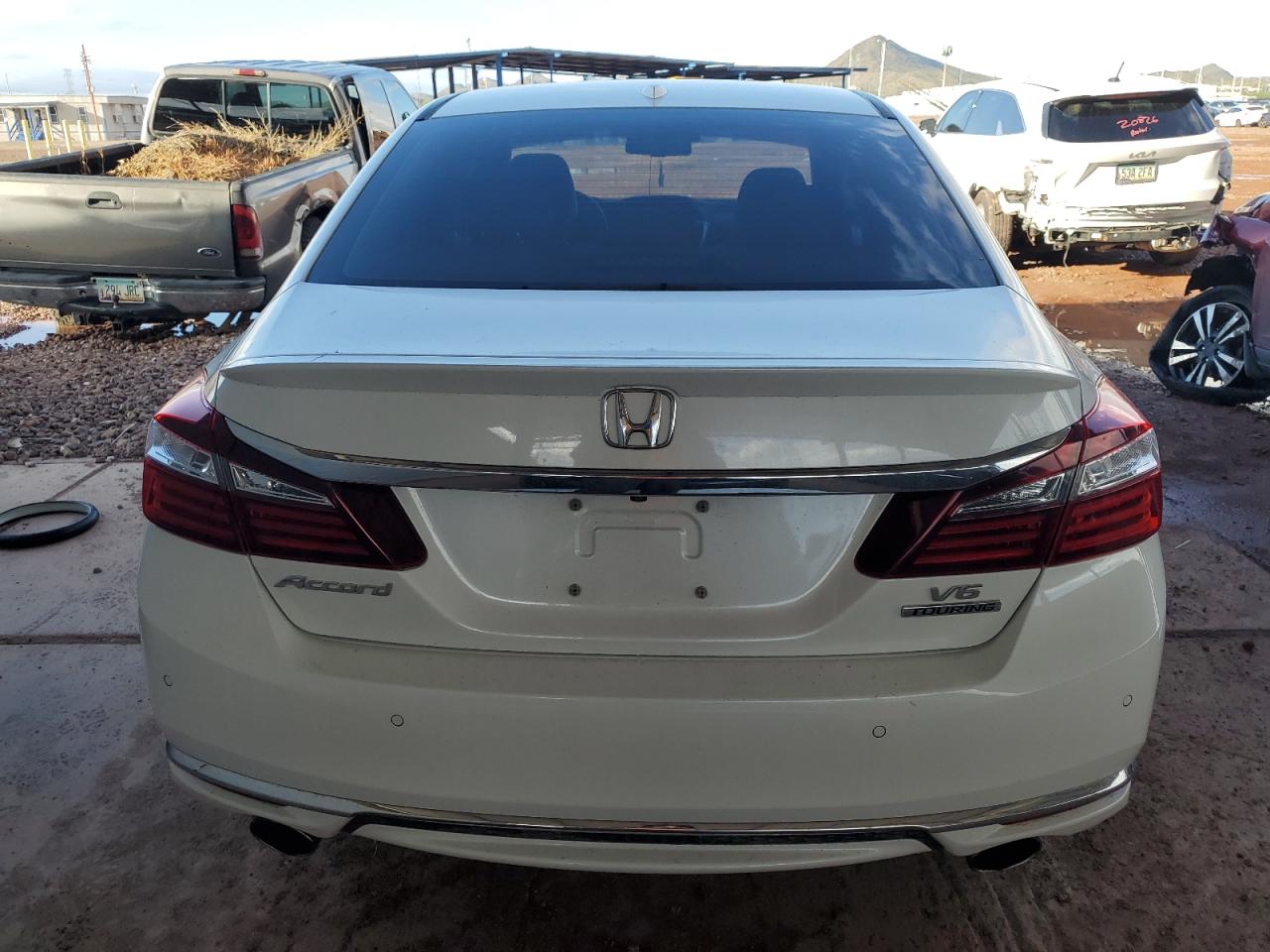 2017 Honda Accord Touring VIN: 1HGCR3F93HA021913 Lot: 85915445