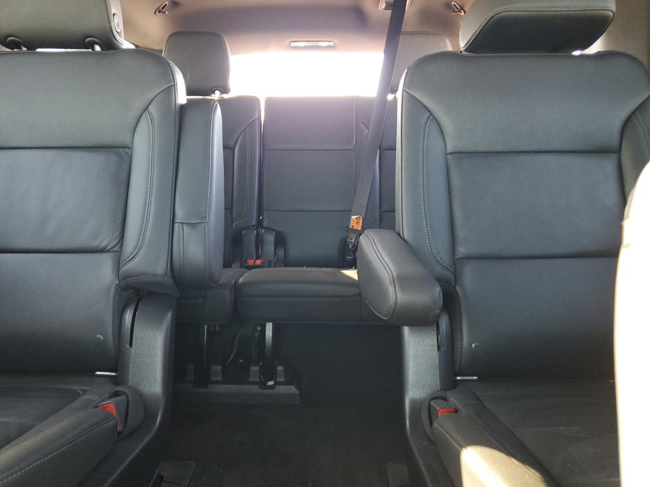 2022 Chevrolet Suburban C1500 Lt VIN: 1GNSCCKD9NR147834 Lot: 84473785