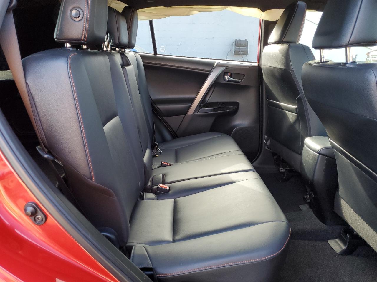 2017 Toyota Rav4 Se VIN: JTMJFREV6HJ166217 Lot: 86053375