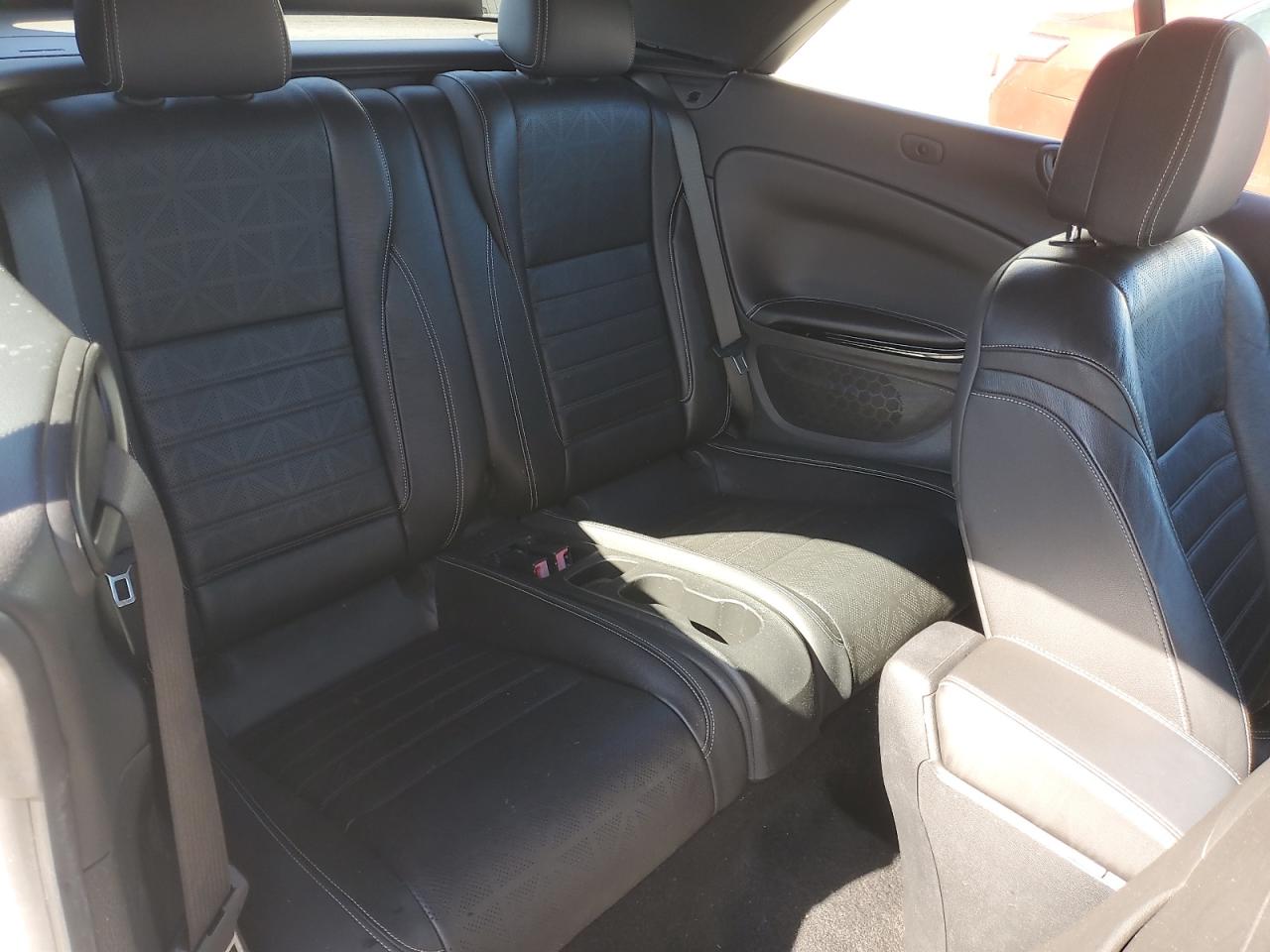 2019 Buick Cascada Premium VIN: W04WH3N57KG350092 Lot: 87369115