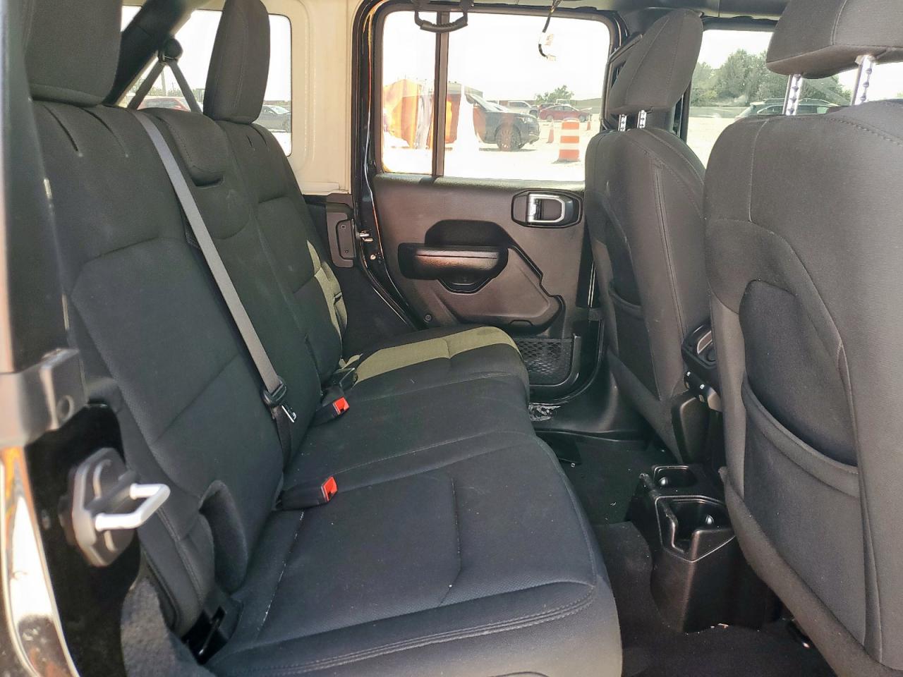 2019 Jeep Wrangler Unlimited Sport VIN: 1C4HJXDGXKW510906 Lot: 80701135