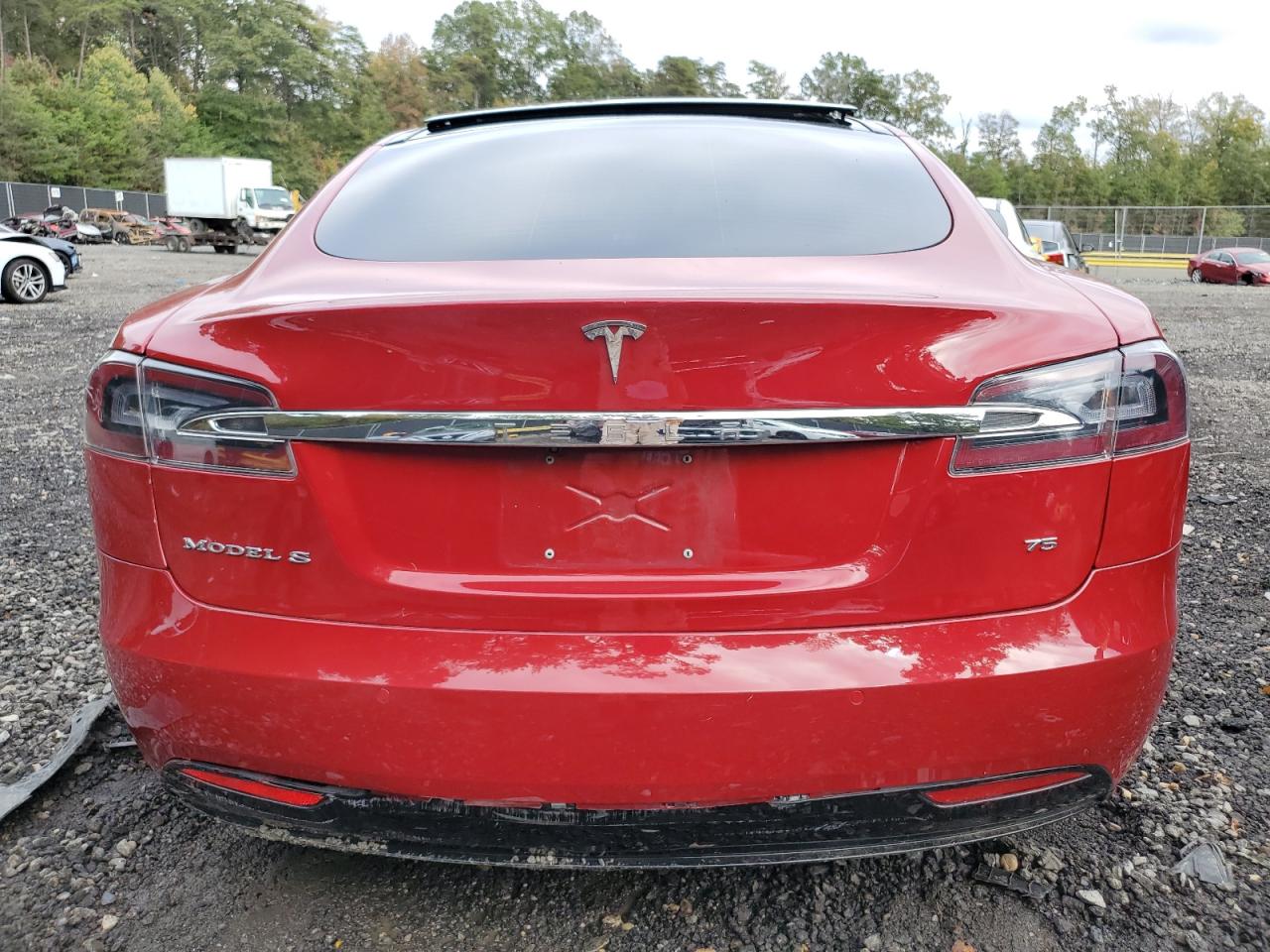 2016 Tesla Model S VIN: 5YJSA1E15GF160240 Lot: 86126255
