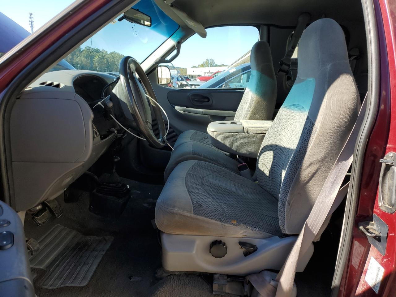 1999 Ford F150 VIN: 1FTRX18L5XNB14743 Lot: 89472015