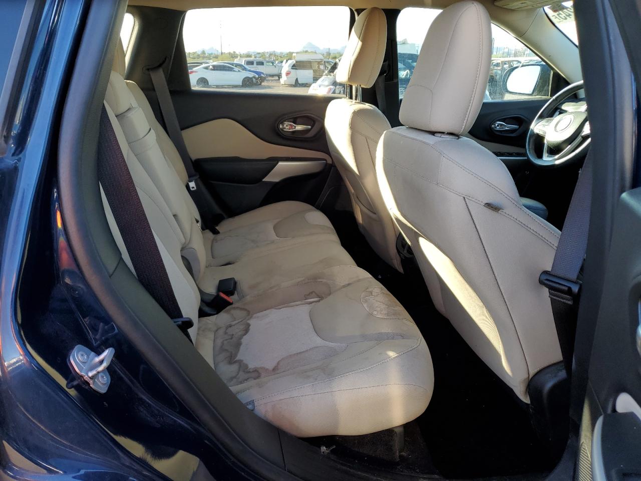 2018 Jeep Cherokee Latitude VIN: 1C4PJLCBXJD606023 Lot: 86688245