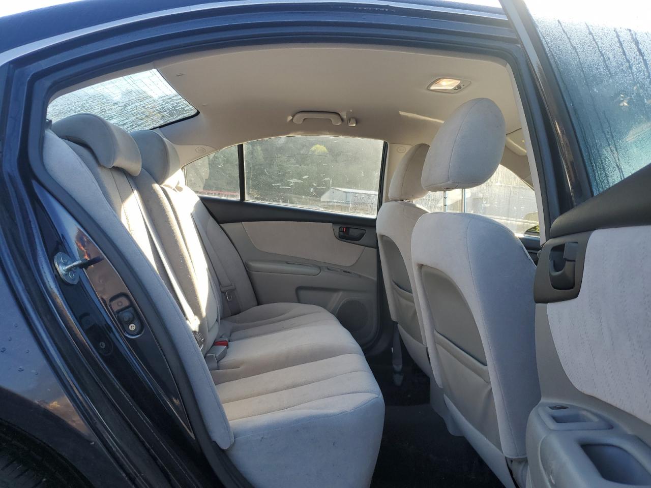 2010 Kia Optima Lx VIN: KNAGG4A85A5391461 Lot: 85826735