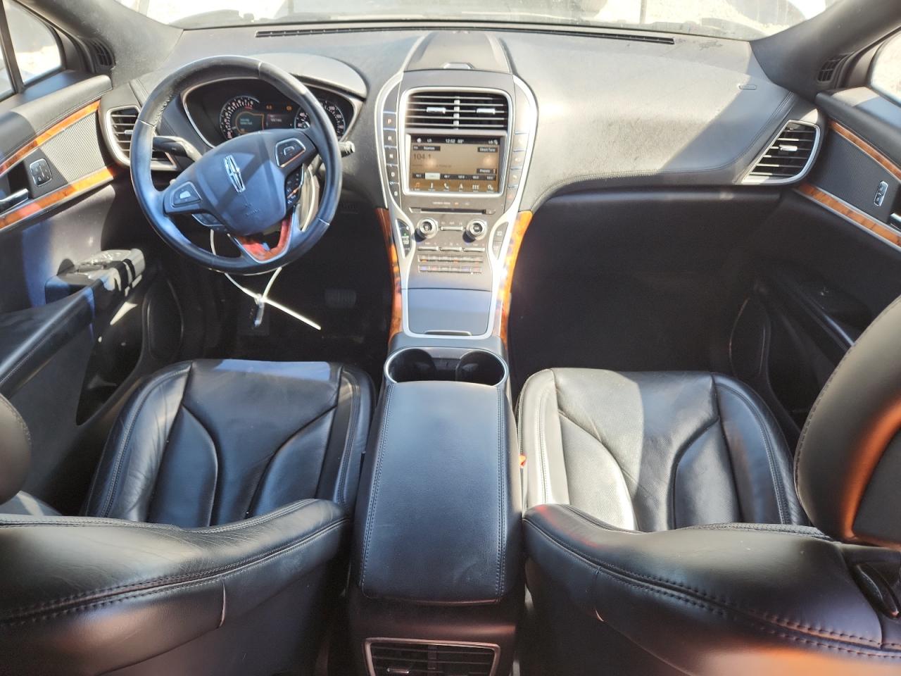 2016 Lincoln Mkx Reserve VIN: 2LMTJ6LR7GBL88747 Lot: 85945905