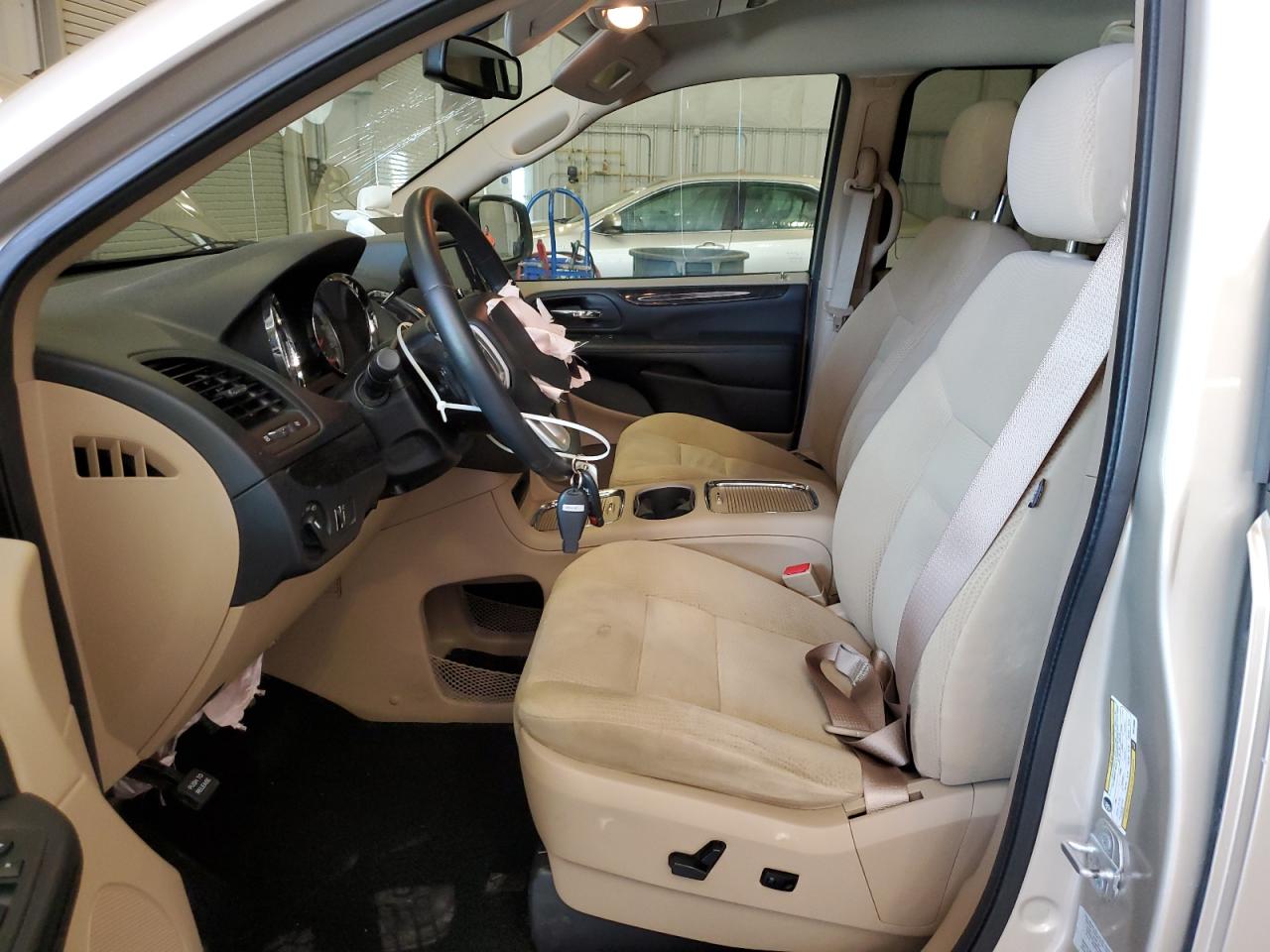 2016 Dodge Grand Caravan Sxt VIN: 2C4RDGCG2GR210869 Lot: 84391155