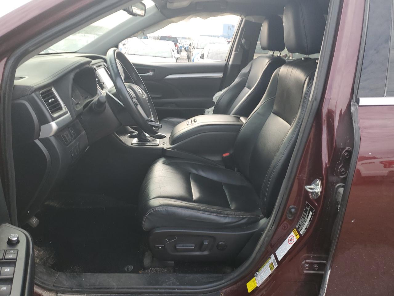 2016 Toyota Highlander Xle VIN: 5TDJKRFH4GS295840 Lot: 84817545