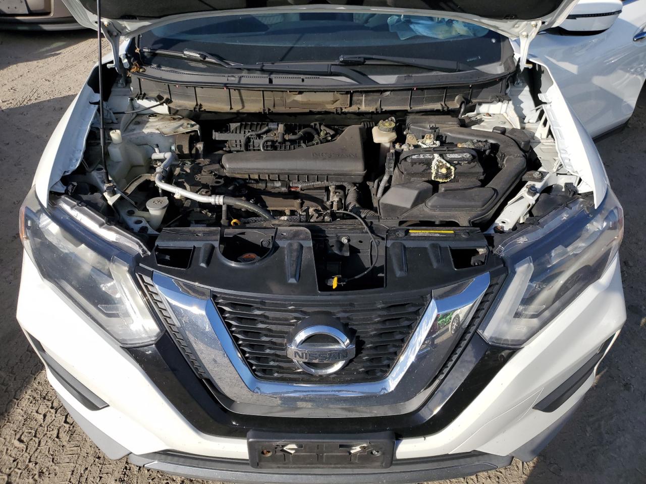 2017 Nissan Rogue S VIN: KNMAT2MT6HP546414 Lot: 84610095