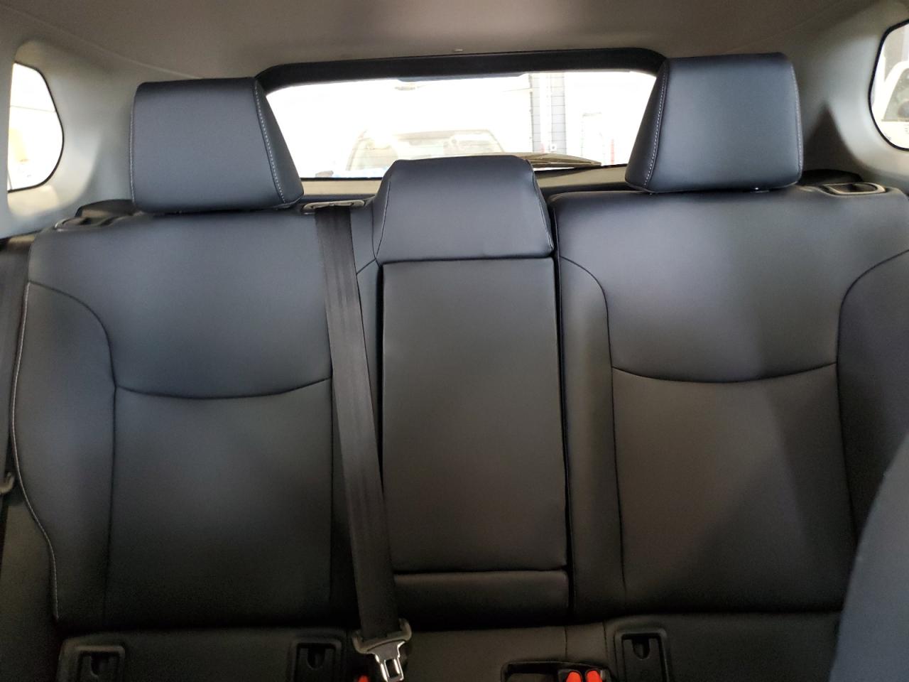 2025 Toyota Corolla Cross Xle VIN: 7MUDAABG7SV144441 Lot: 85695605