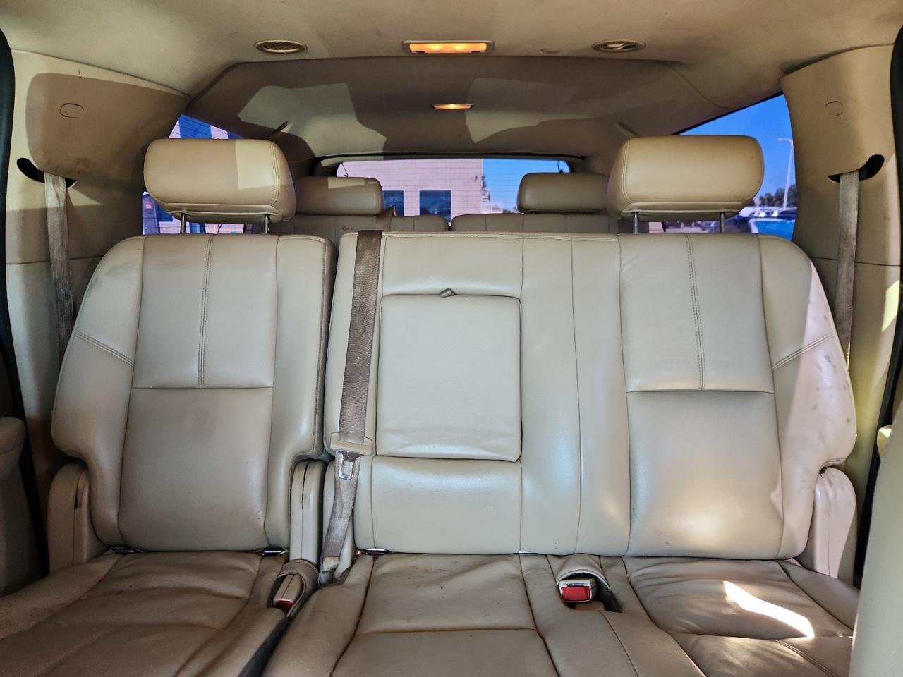 2010 GMC Yukon Xl K1500 Slt VIN: 1GKUKKE31AR259933 Lot: 85289995