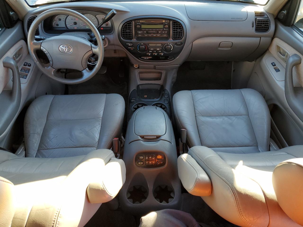 2004 Toyota Sequoia Sr5 VIN: 5TDZT34A34S235160 Lot: 85426725