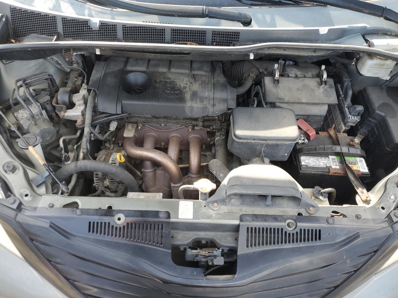 2011 Toyota Sienna Base VIN: 5TDKA3DC4BS008307 Lot: 84420245