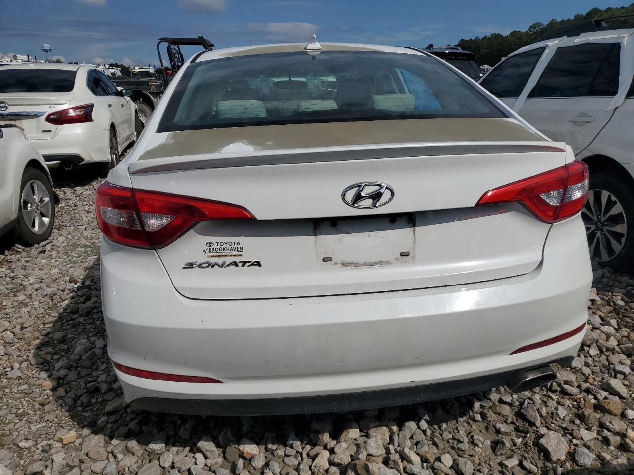 2015 Hyundai Sonata Se VIN: 5NPE24AF8FH006151 Lot: 70875955