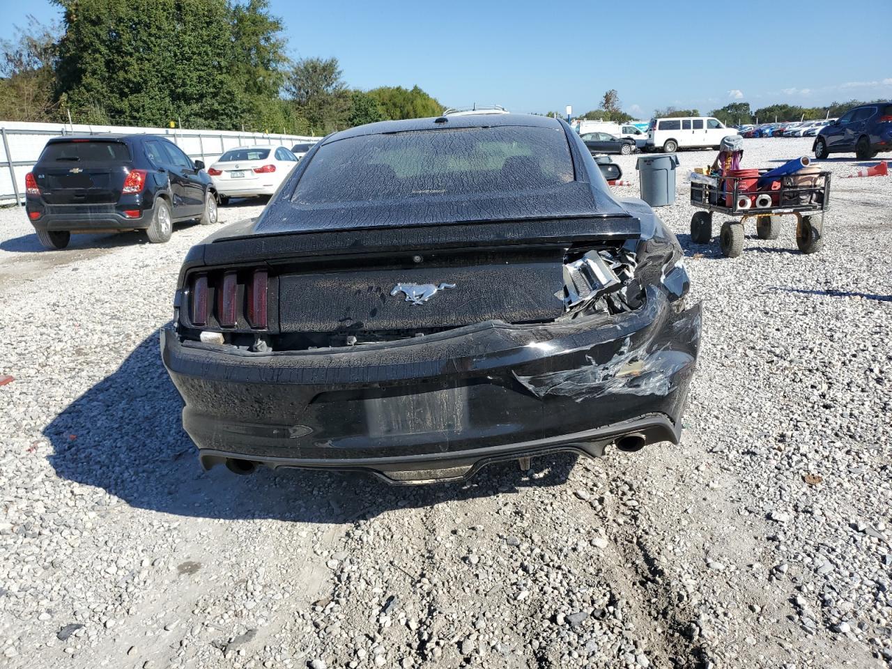 2017 Ford Mustang VIN: 1FA6P8TH6H5281845 Lot: 84070955