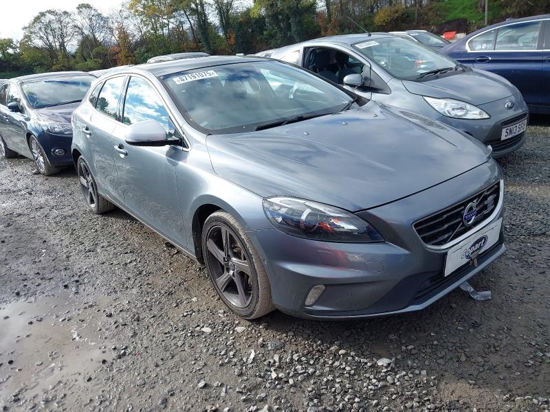 2014 VOLVO V40 D3 R DESIGN LUX NAV 5DR