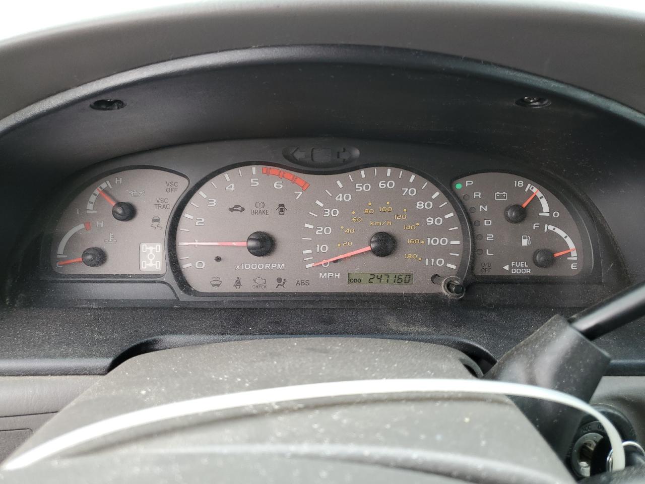 2003 Toyota Sequoia Limited VIN: 5TDBT48A43S196935 Lot: 85520915