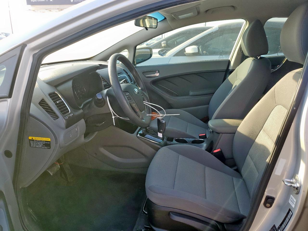 2018 Kia Forte Lx VIN: 3KPFK4A75JE243691 Lot: 84568815