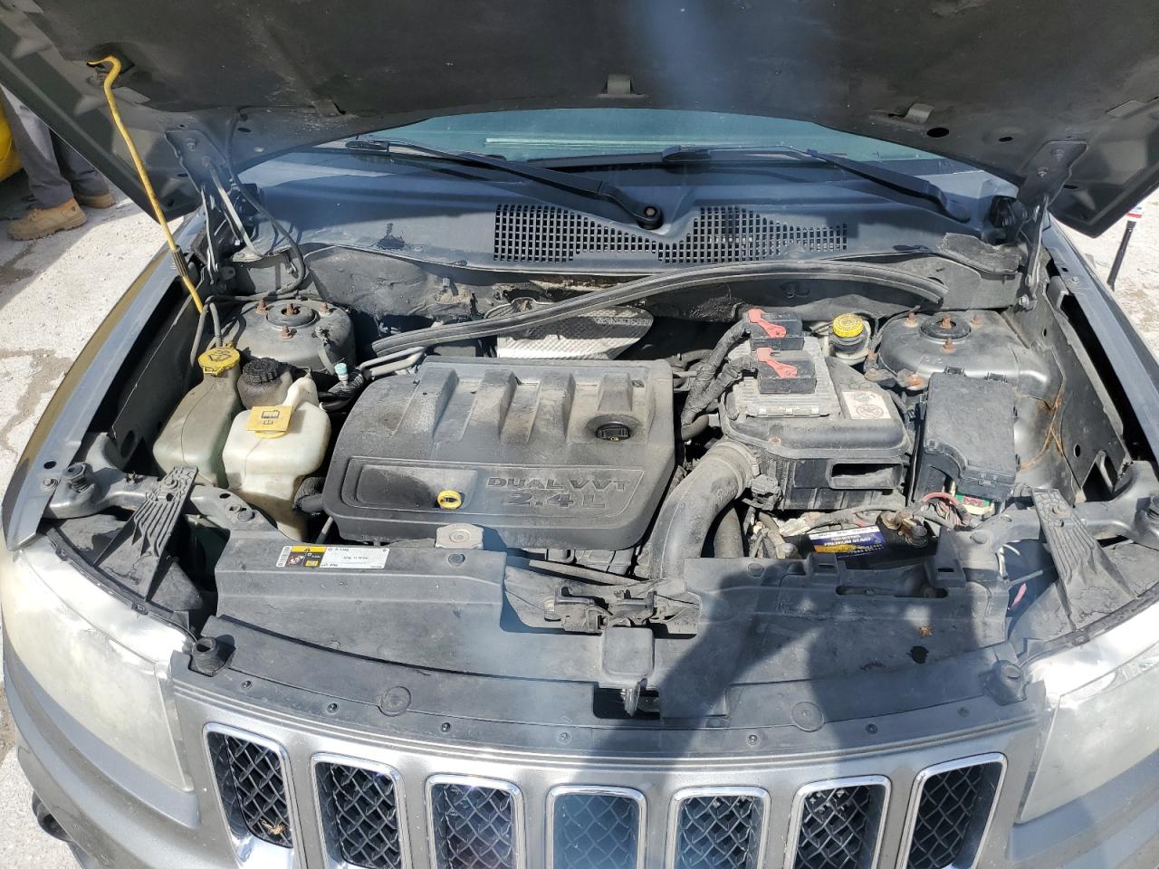 2014 Jeep Compass Sport VIN: 1C4NJDBB9ED569809 Lot: 87070905