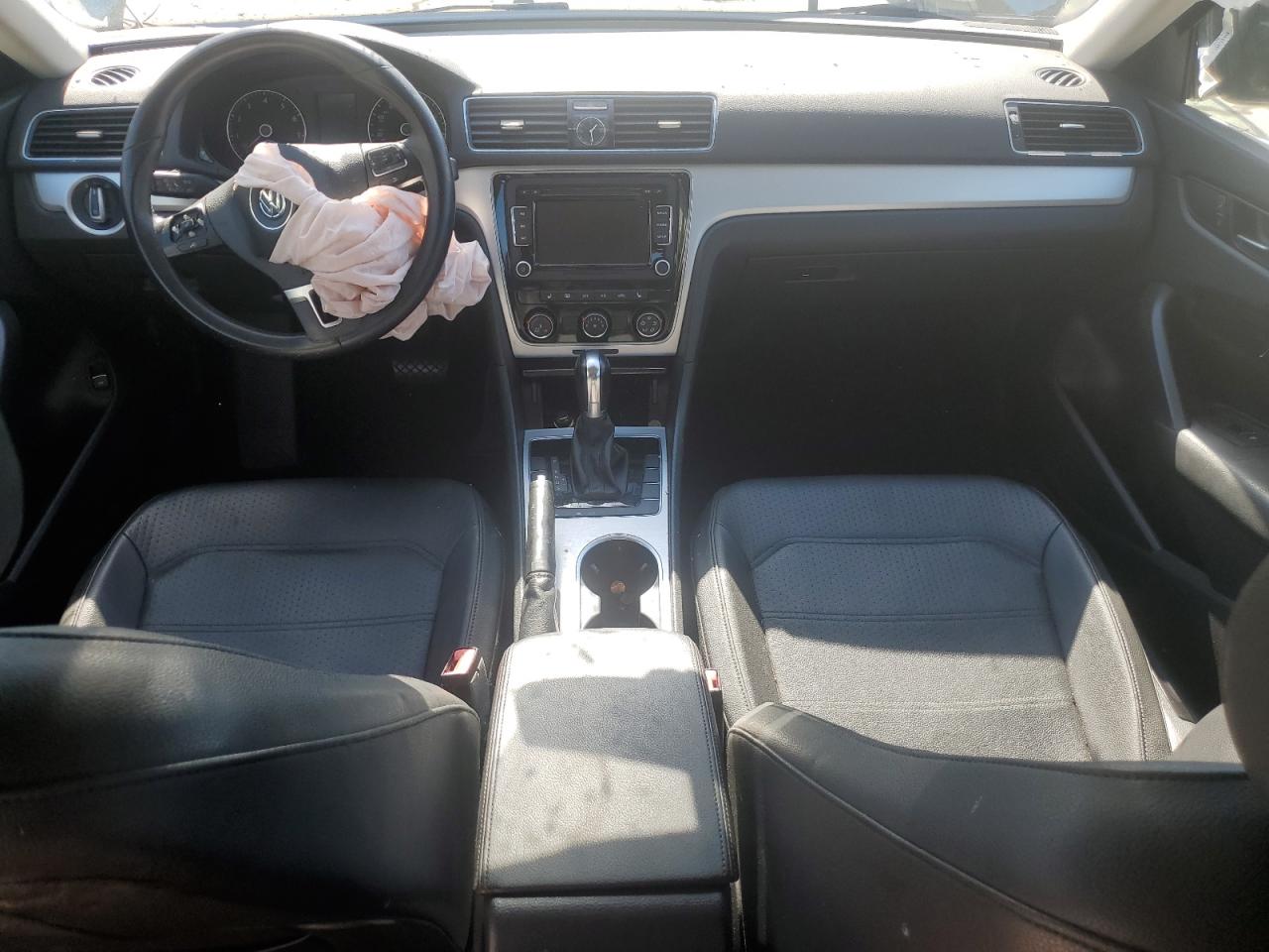 2013 Volkswagen Passat Se VIN: 1VWBP7A33DC120737 Lot: 92914955