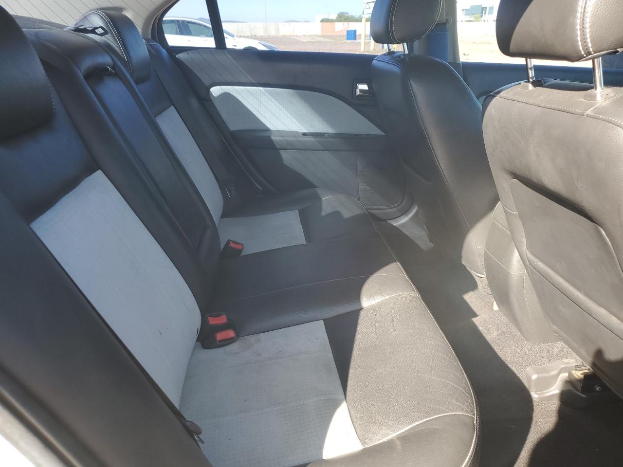 2008 Mercury Milan VIN: 3MEHM07Z88R611139 Lot: 89435765