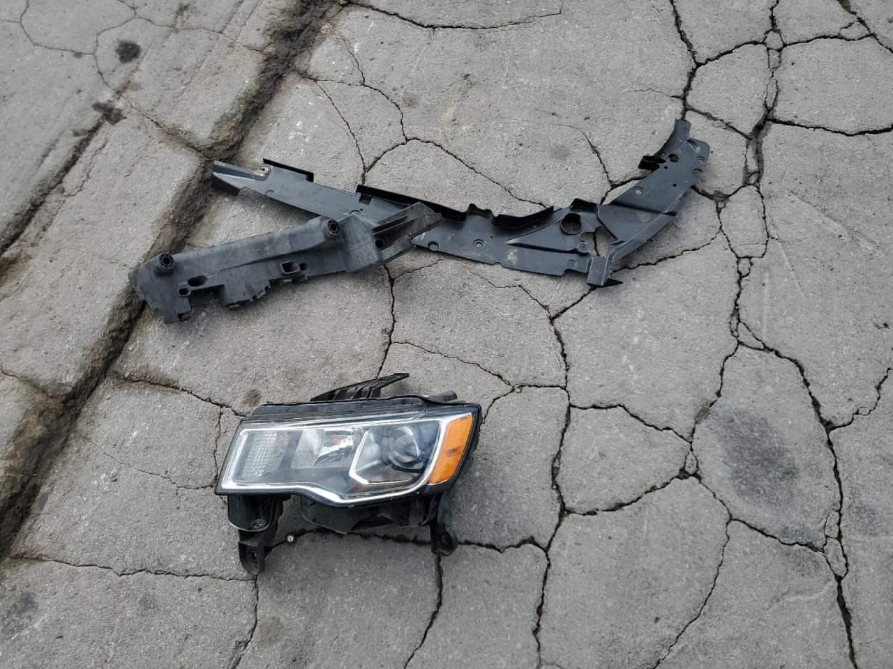 2017 Jeep Grand Cherokee Limited VIN: 1C4RJFBG4HC815930 Lot: 84789125