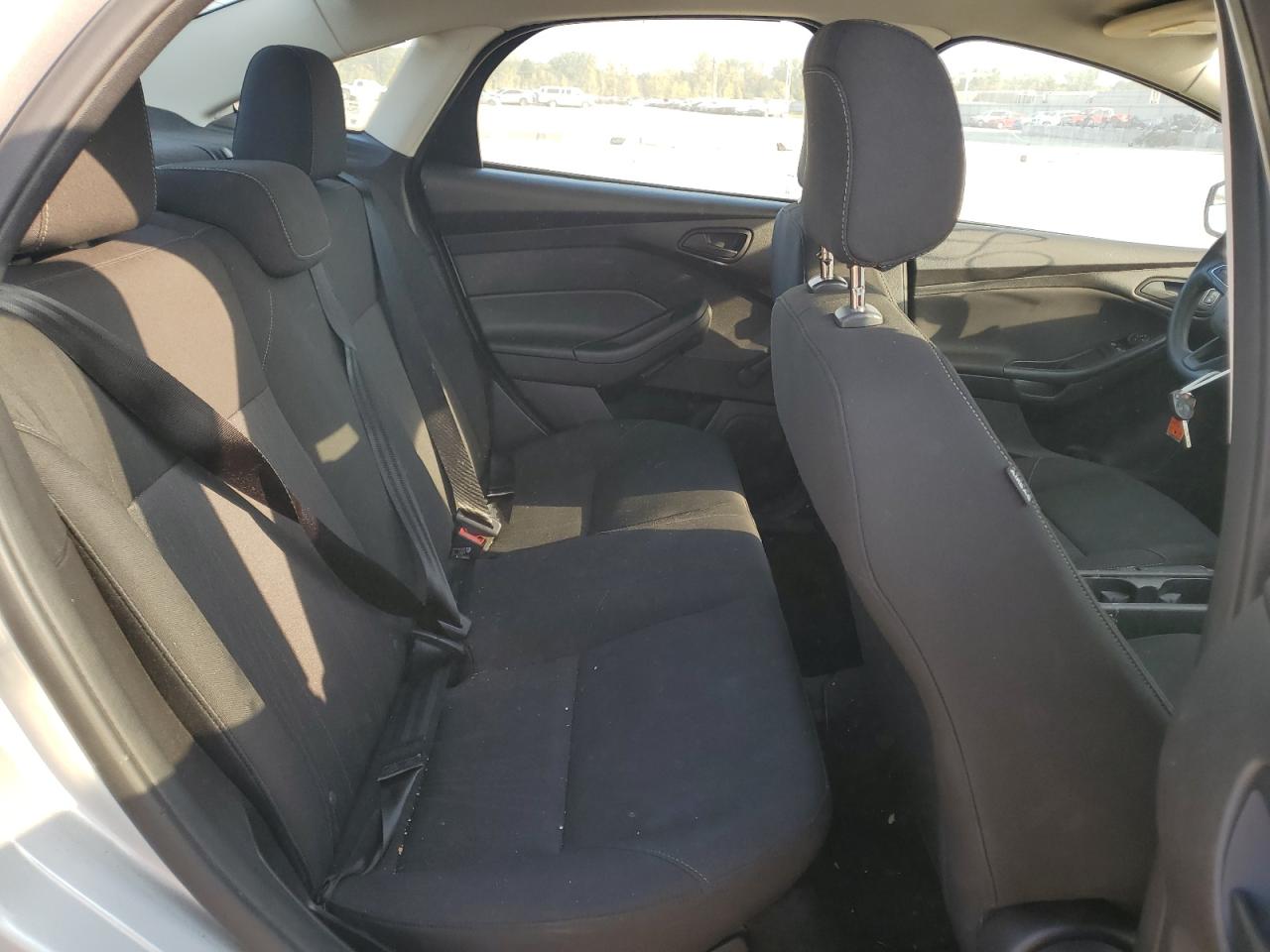 2015 Ford Focus S VIN: 1FADP3E26FL368558 Lot: 86216925