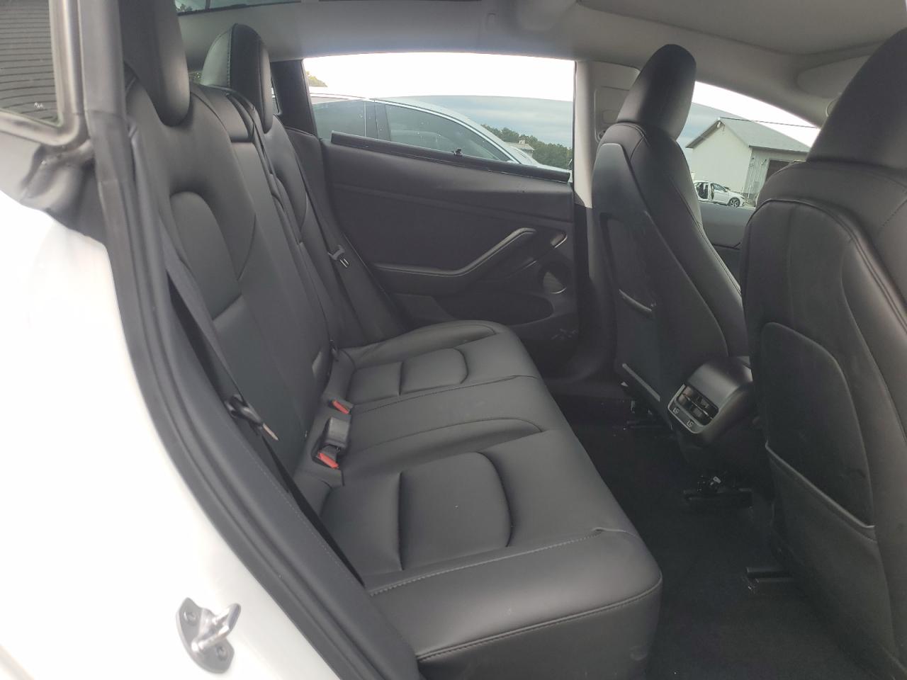 2023 Tesla Model 3 VIN: 5YJ3E1EB4PF636186 Lot: 86162995