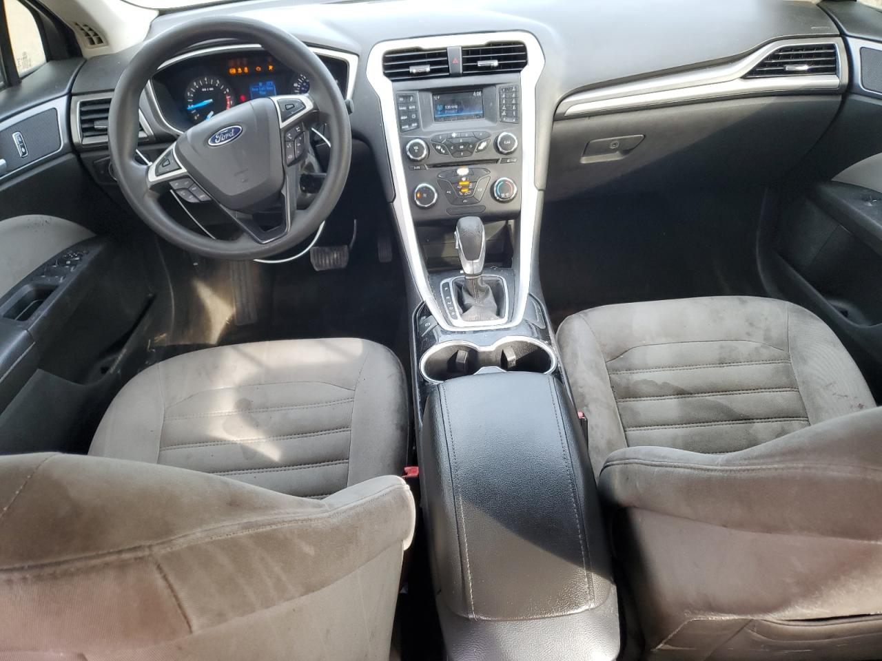 2016 Ford Fusion S VIN: 1FA6P0G74G5120296 Lot: 82566175