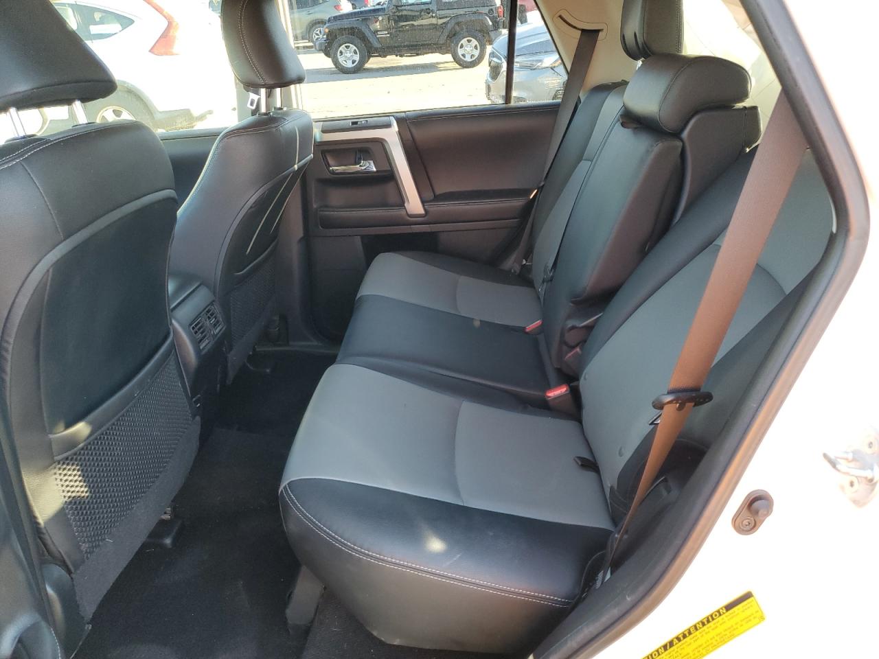 2015 Toyota 4Runner Sr5/Sr5 Premium VIN: JTEBU5JR3F5272511 Lot: 81996355