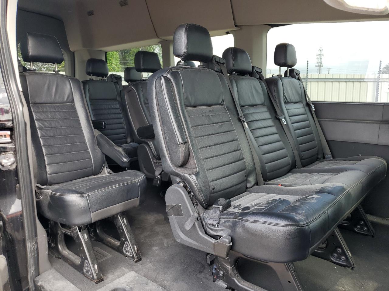 2022 Ford Transit T-350 Hd VIN: 1FBVU4XG3NKA78793 Lot: 85351755