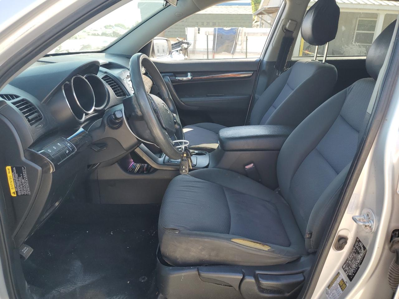 2012 Kia Sorento Base VIN: 5XYKT4A29CG230111 Lot: 84995555