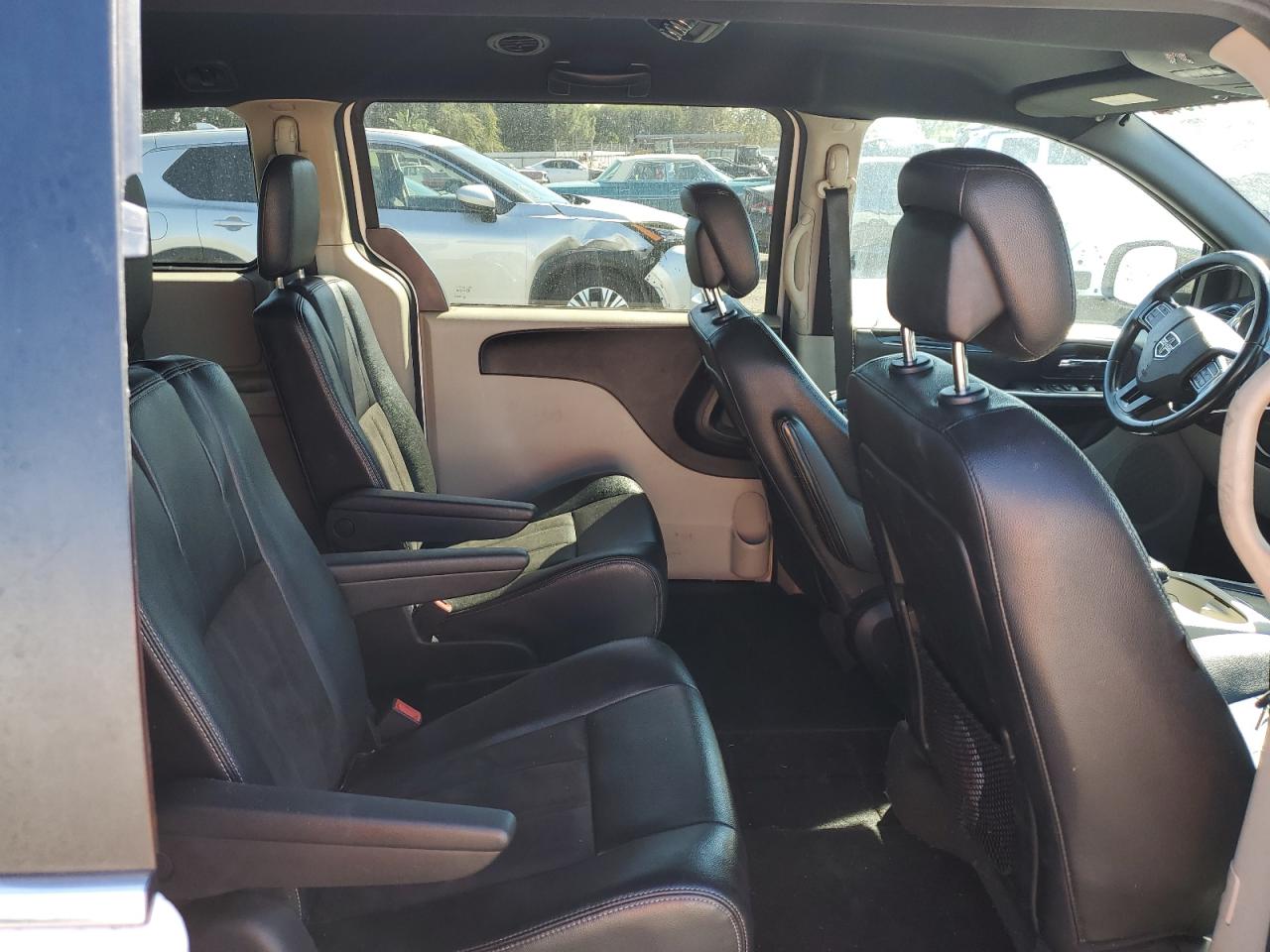 2019 Dodge Grand Caravan Sxt VIN: 2C4RDGCGXKR695447 Lot: 85891515