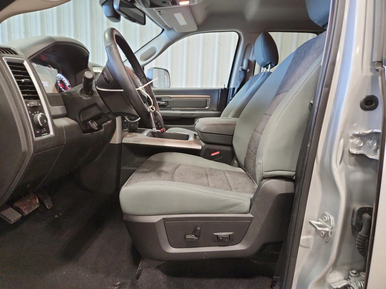 2017 Ram 1500 Slt VIN: 1C6RR7GT3HS750926 Lot: 86259875
