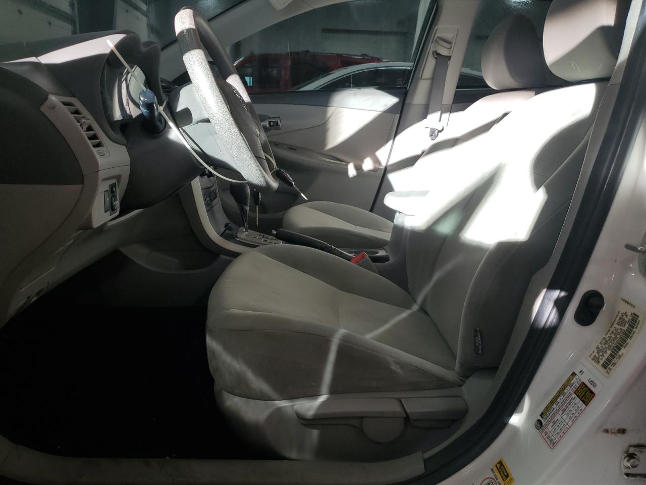 2010 Toyota Corolla Base VIN: 1NXBU4EE6AZ267206 Lot: 85719455