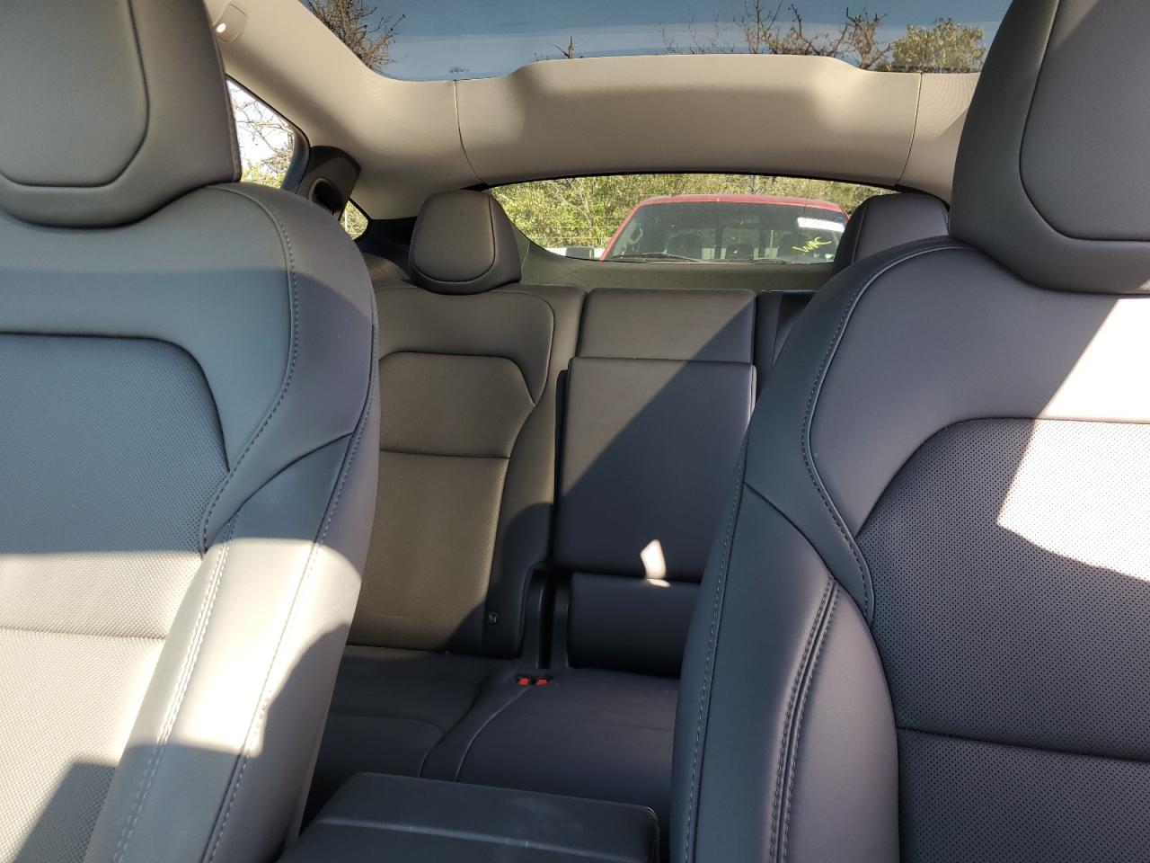 2026 Tesla Model Y VIN: 7SAYGDEE3TA440438 Lot: 81995875