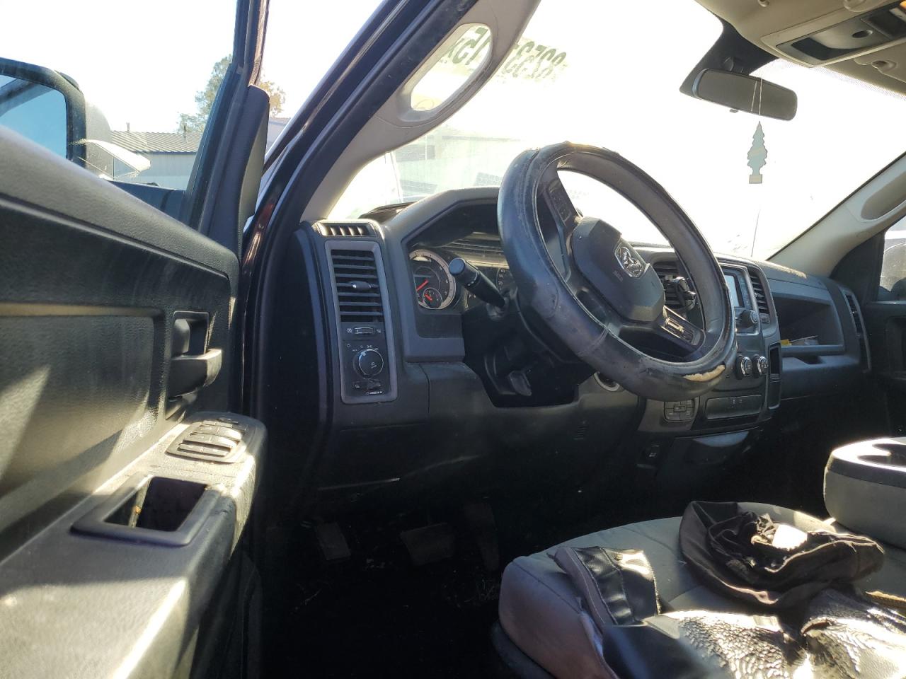 2018 Ram 1500 St VIN: 1C6RR7FT3JS186802 Lot: 82531715