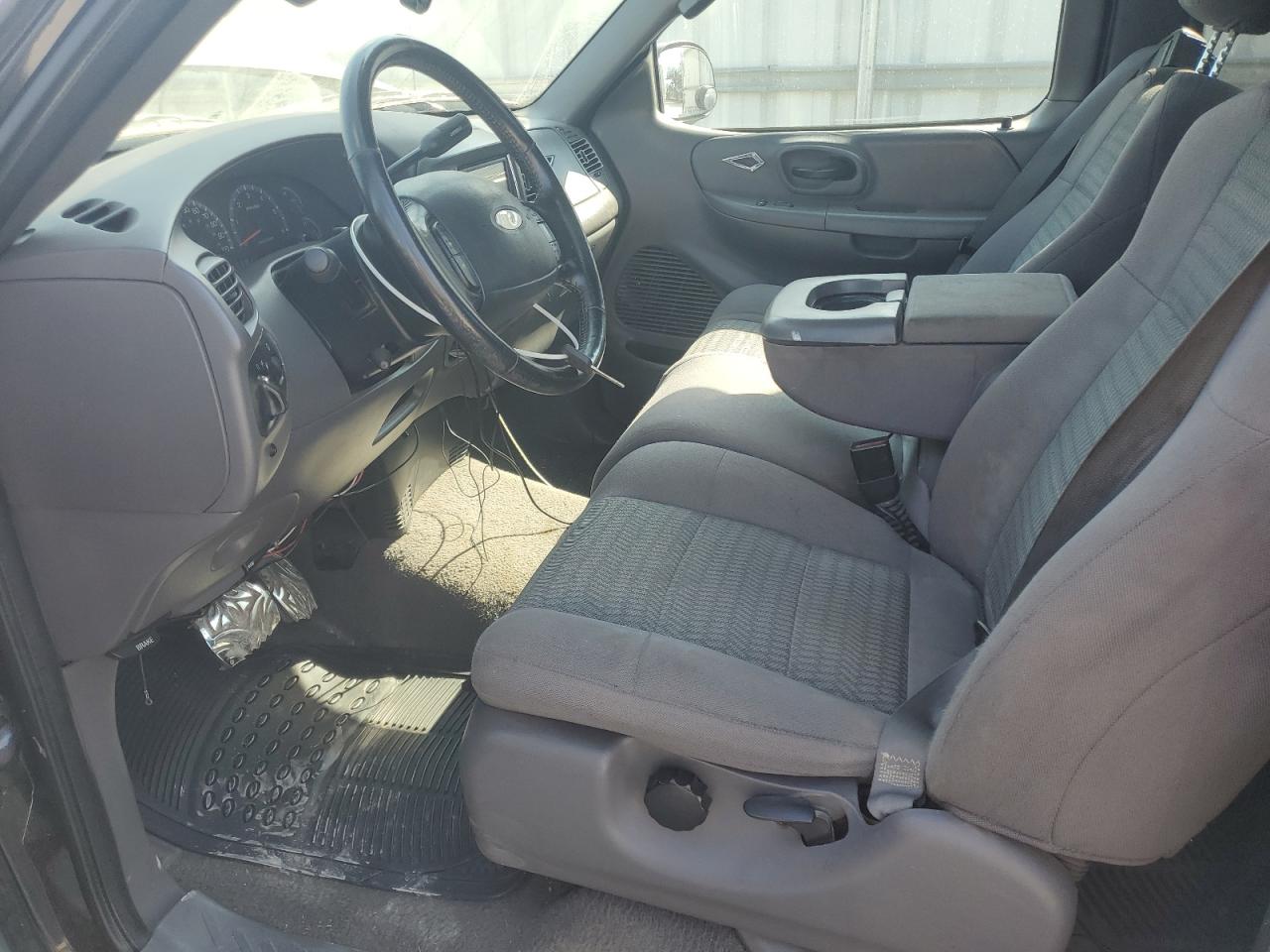 2003 Ford F150 VIN: 1FTRX07W63KD69290 Lot: 85294945