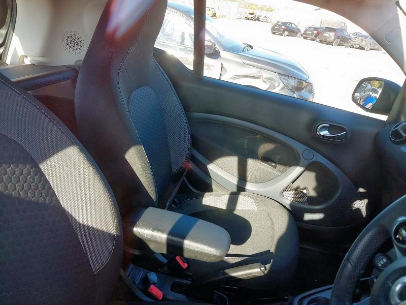 2020 SMART FORTWO COUPE 60KW EQ PULSE PREMIUM 17KWH 2DR AUTO [22KWCH]