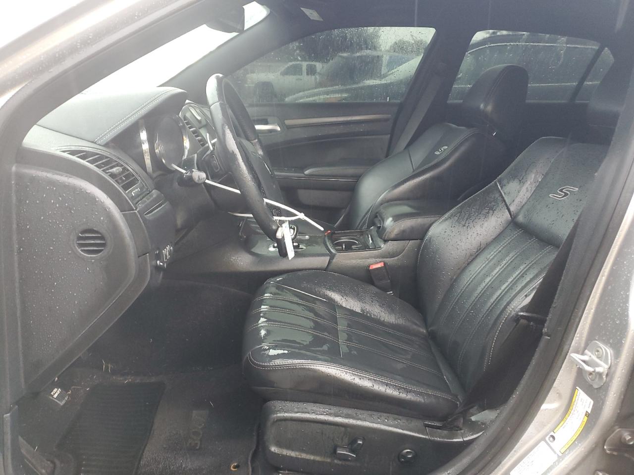 2013 Chrysler 300 S VIN: 2C3CCABG6DH658335 Lot: 82272815