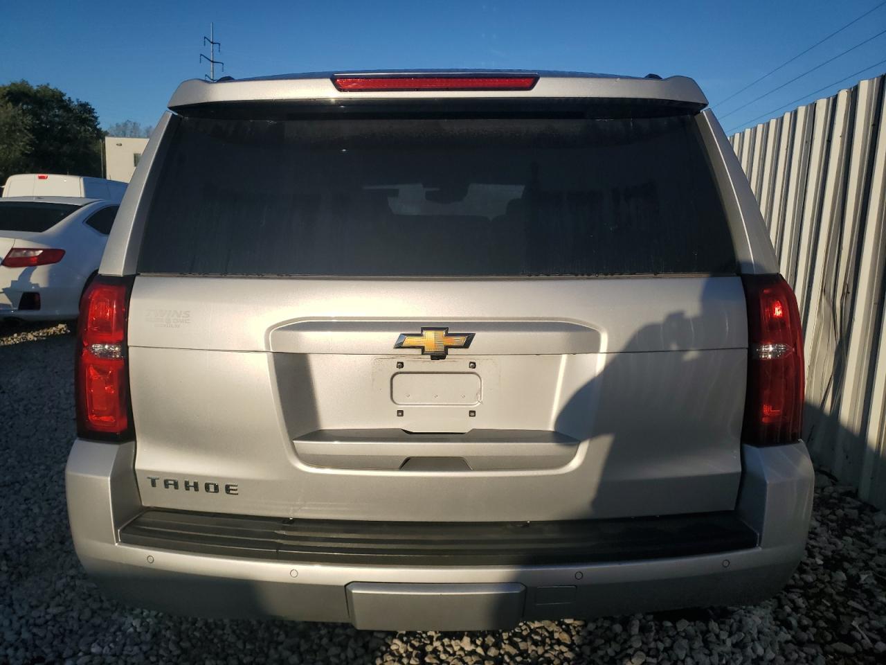 2019 Chevrolet Tahoe K1500 Lt VIN: 1GNSKBKC4KR310275 Lot: 82249705