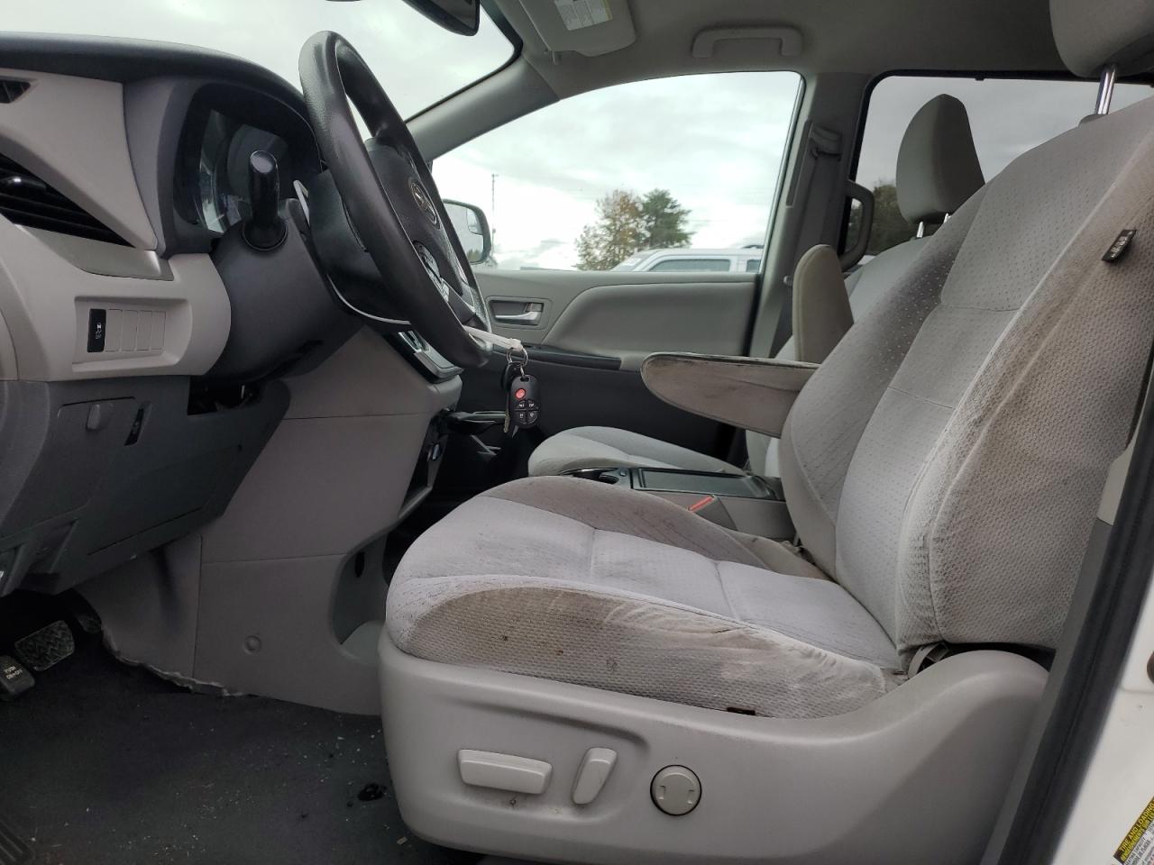 2020 Toyota Sienna Le VIN: 5TDKZ3DC0LS066263 Lot: 86255305