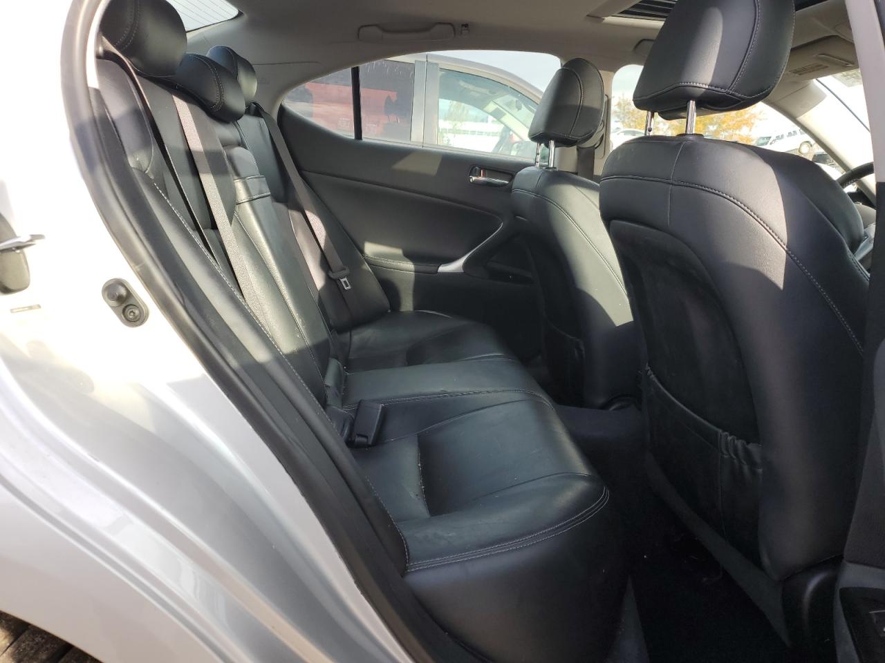 2011 Lexus Is 250 VIN: JTHCF5C27B2035324 Lot: 87098485