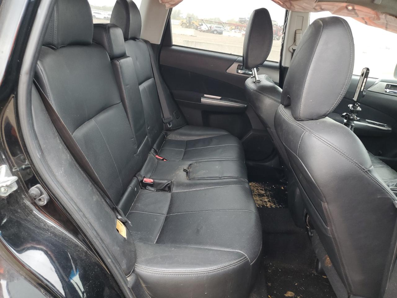 2011 Subaru Forester Limited VIN: JF2SHBEC4BH725588 Lot: 86534155