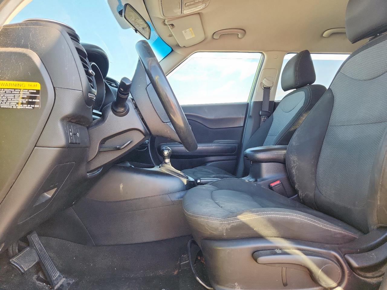 2017 Kia Soul + VIN: KNDJP3A5XH7877643 Lot: 85538375